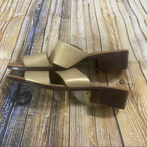 UNISA Tan Leather Slip On Heel Sandals Size 8.5 - Picture 4 of 5